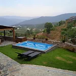 Casa Da Ana - Um Refugio Na Montanha Tatil Evi