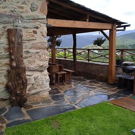בית נופש Casa Da Ana - Um Refugio Na Montanha ארוקה